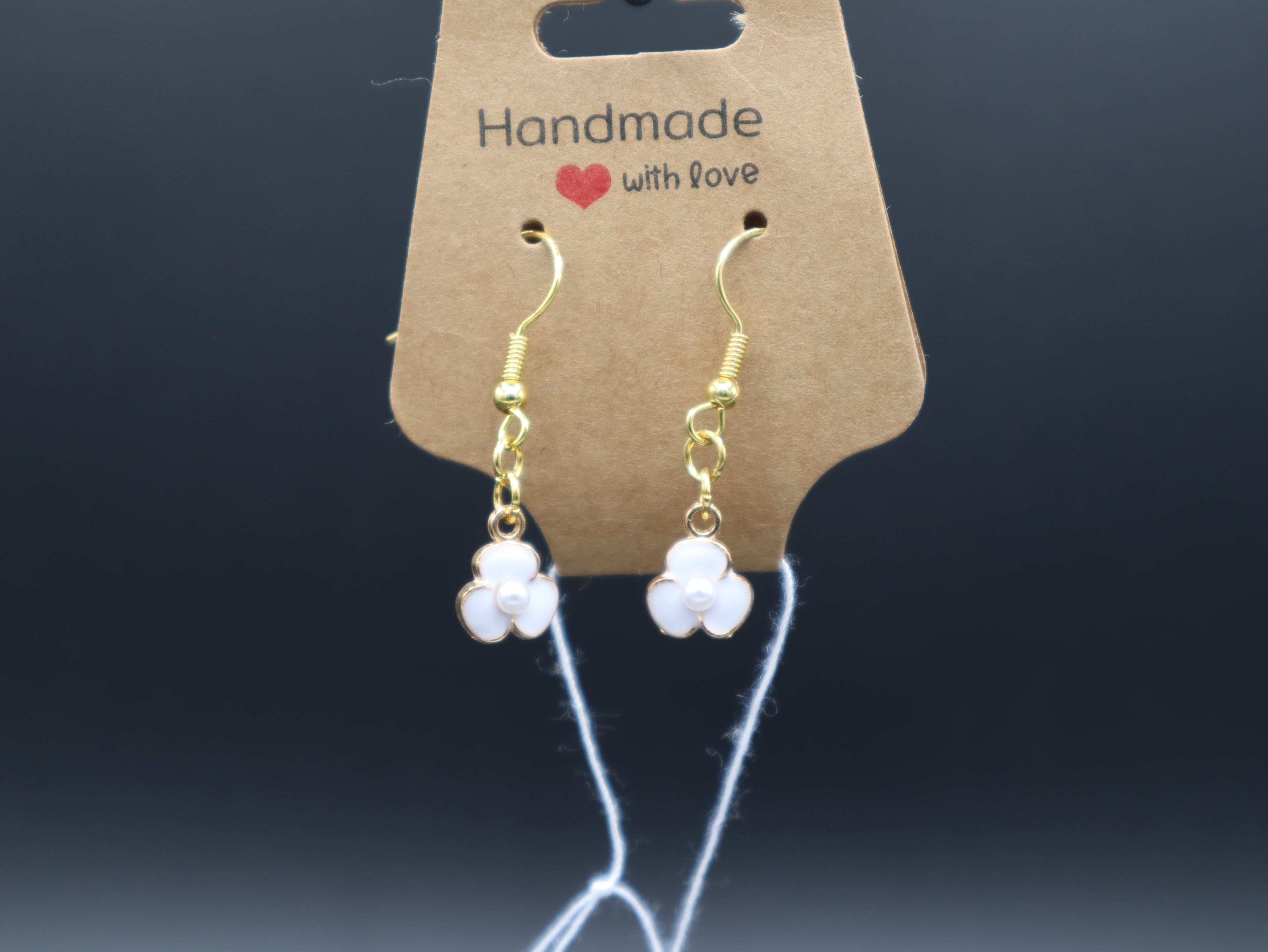 Daisy with Pearl Earrings (Hypo-Allergenic)