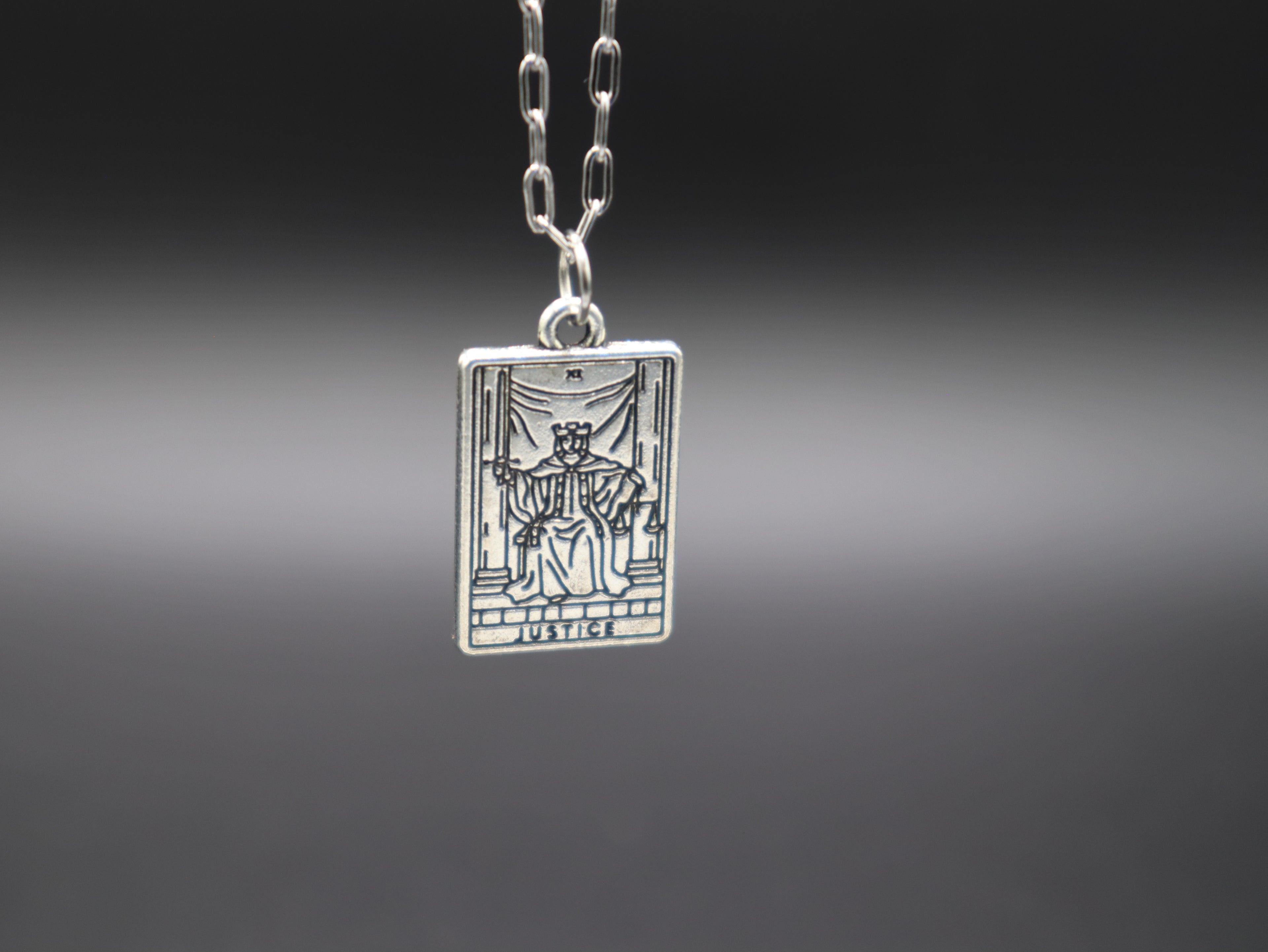 Tarot Card Necklace (Silver)