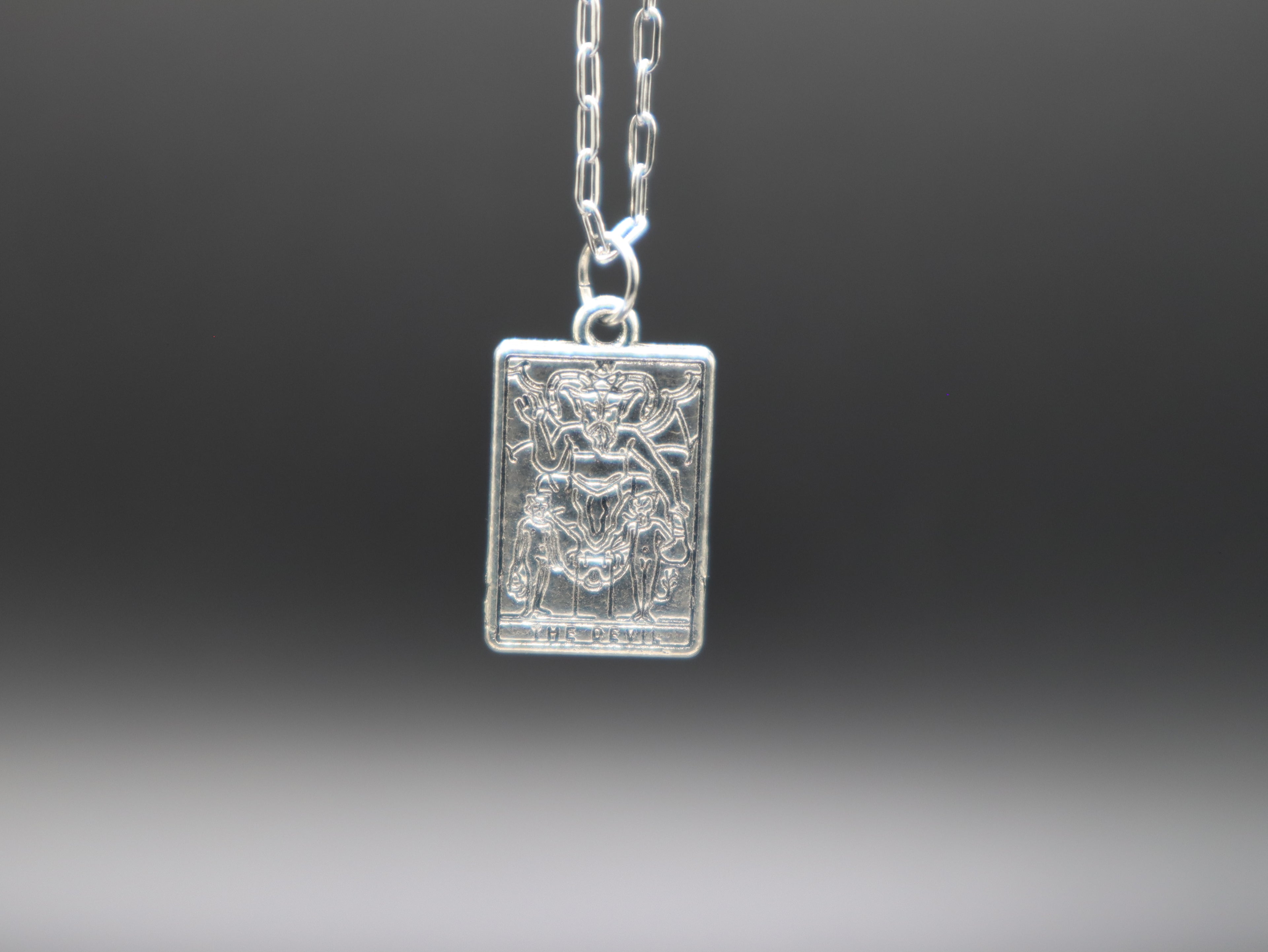 Tarot Card Necklace (Silver)