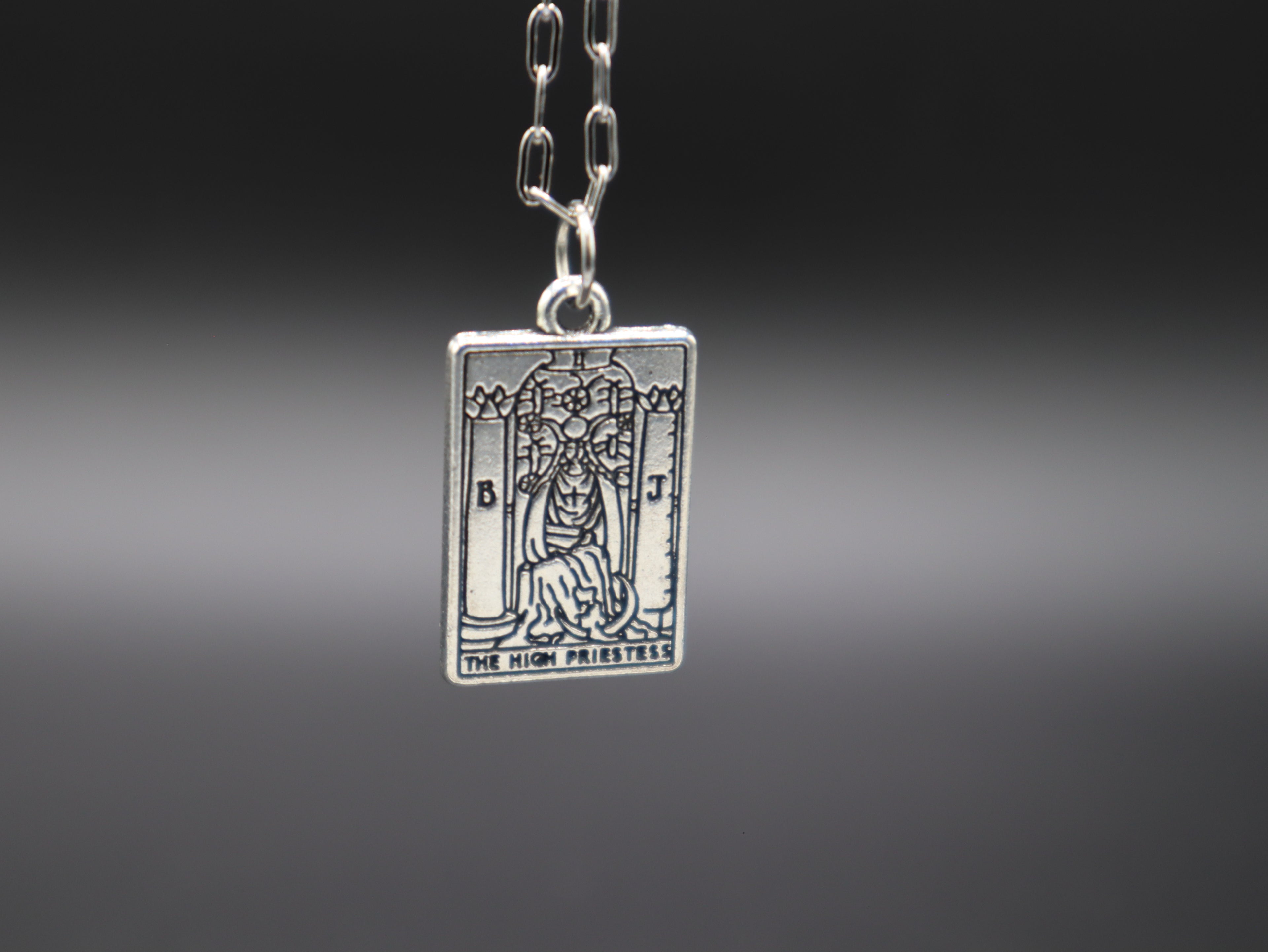 Tarot Card Necklace (Silver)
