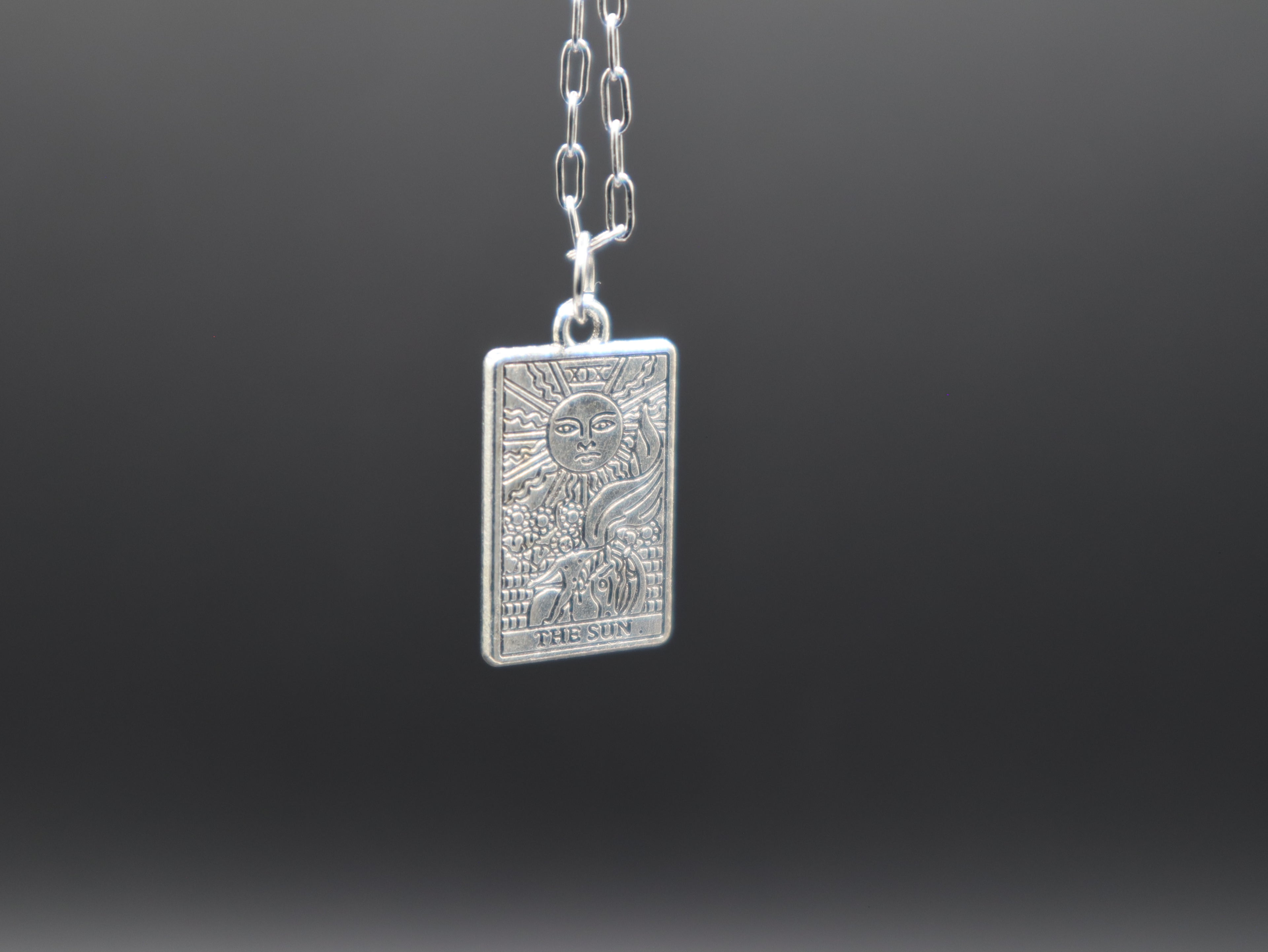 Tarot Card Necklace (Silver)
